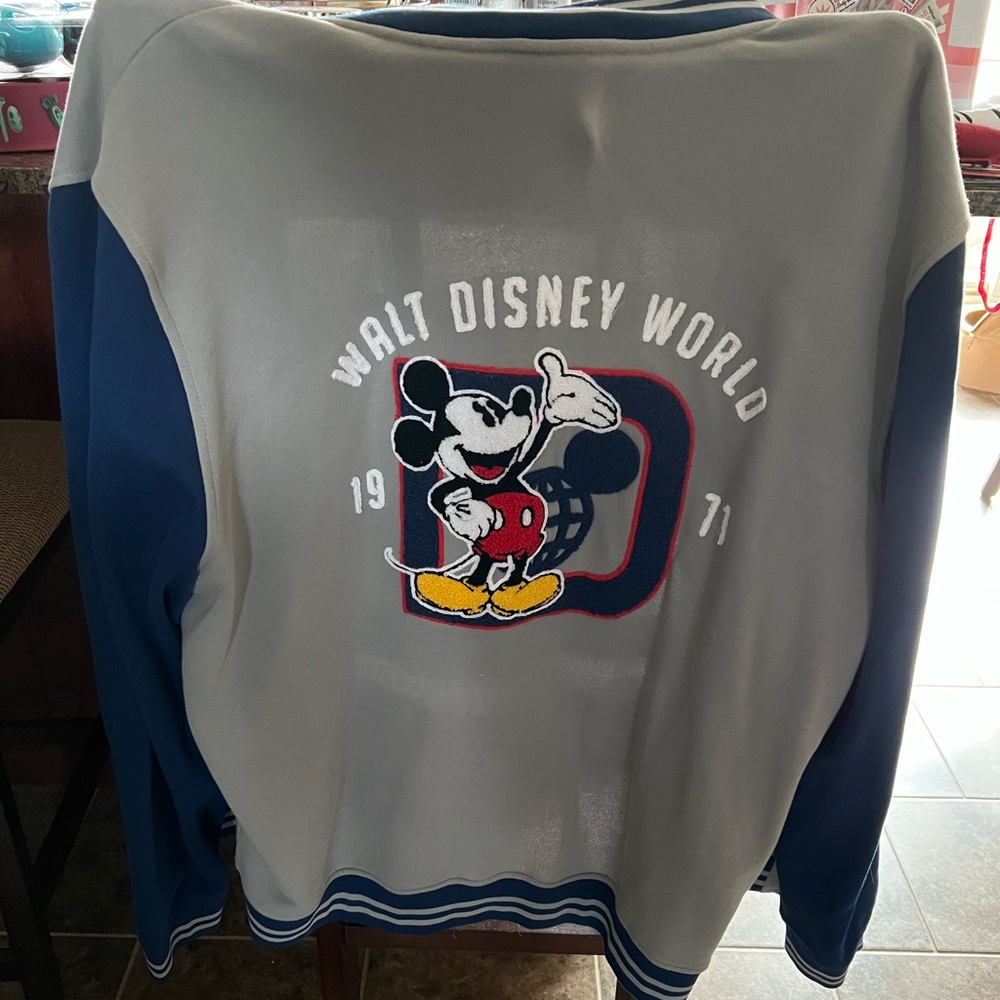 Mens XL Sweatshirt/Jacket Walt Disney World WORN ONCE